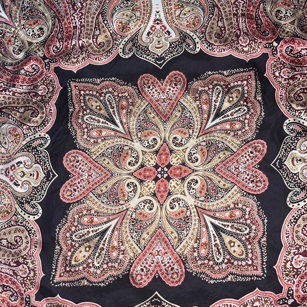Scarf - Picture 3 of 5